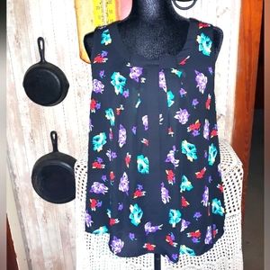 Ladies sleeveless top